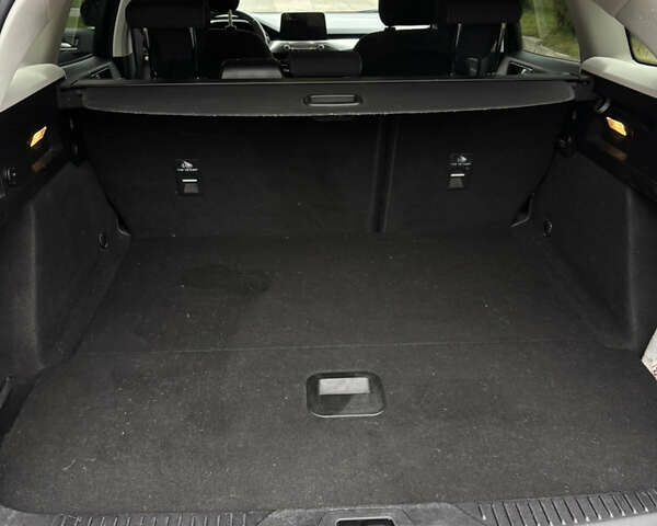 Сірий Форд Фокус, об'ємом двигуна 1 л та пробігом 190 тис. км за 9000 $, фото 30 на Automoto.ua