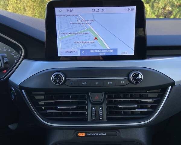 Серый Форд Фокус, объемом двигателя 1.5 л и пробегом 193 тыс. км за 12700 $, фото 42 на Automoto.ua