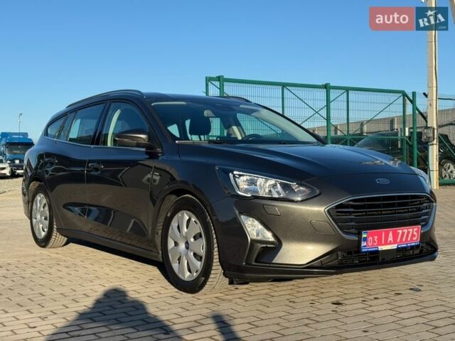 Серый Форд Фокус, объемом двигателя 2 л и пробегом 205 тыс. км за 13907 $, фото 9 на Automoto.ua