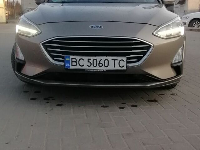 Серый Форд Фокус, объемом двигателя 1.5 л и пробегом 197 тыс. км за 292 $, фото 6 на Automoto.ua