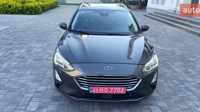 Серый Форд Фокус, объемом двигателя 2 л и пробегом 235 тыс. км за 13499 $, фото 5 на Automoto.ua