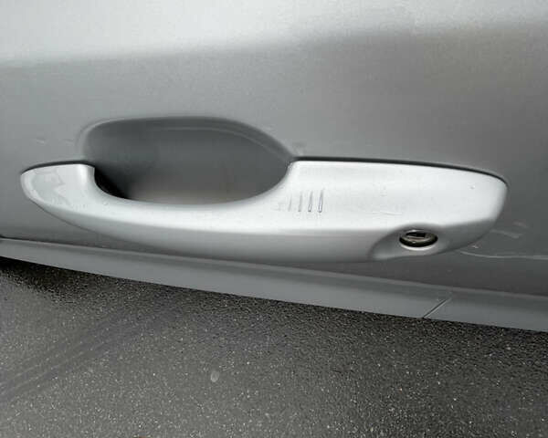 Серый Форд Фокус, объемом двигателя 1.5 л и пробегом 201 тыс. км за 13500 $, фото 6 на Automoto.ua