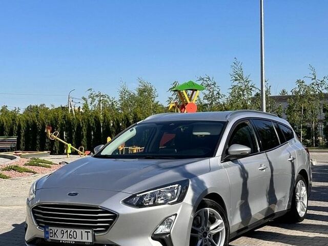 Сірий Форд Фокус, об'ємом двигуна 1.5 л та пробігом 231 тис. км за 13400 $, фото 8 на Automoto.ua