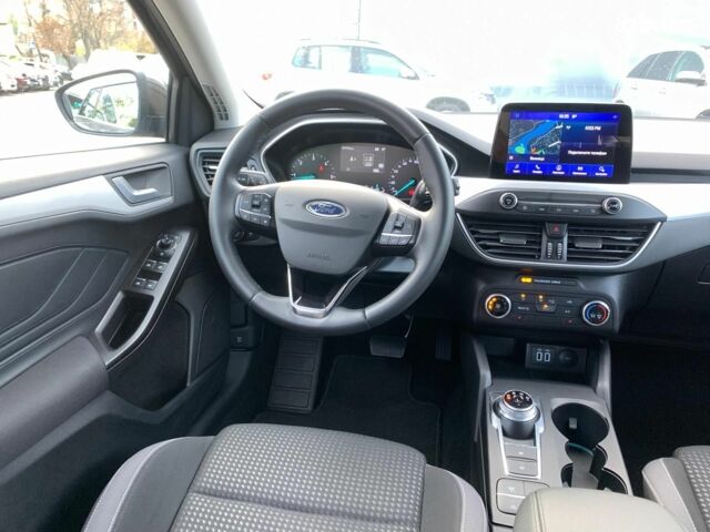 Сірий Форд Фокус, об'ємом двигуна 1.5 л та пробігом 137 тис. км за 15990 $, фото 26 на Automoto.ua