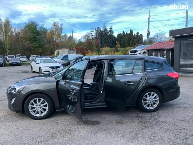 Сірий Форд Фокус, об'ємом двигуна 1.5 л та пробігом 137 тис. км за 15990 $, фото 15 на Automoto.ua