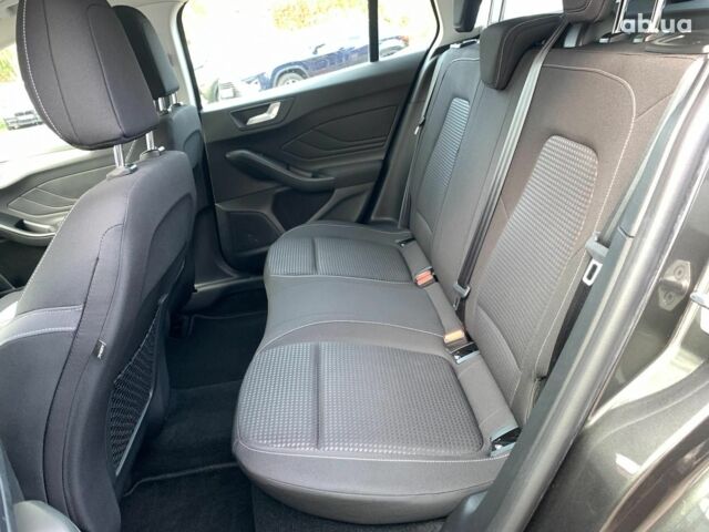 Сірий Форд Фокус, об'ємом двигуна 1.5 л та пробігом 137 тис. км за 15990 $, фото 25 на Automoto.ua