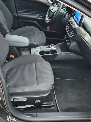 Сірий Форд Фокус, об'ємом двигуна 1.5 л та пробігом 145 тис. км за 14500 $, фото 13 на Automoto.ua