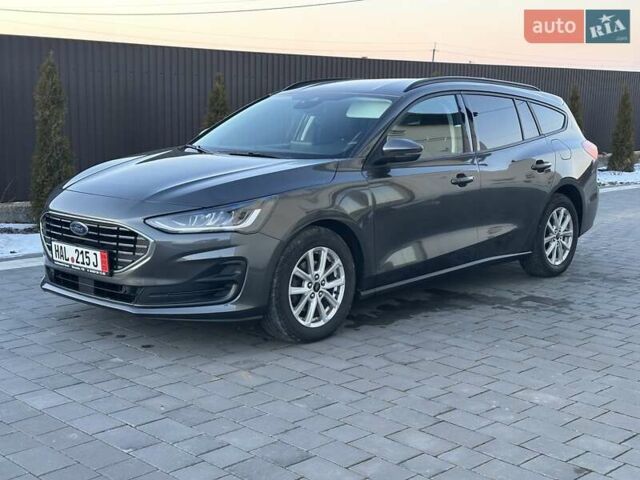 Сірий Форд Фокус, об'ємом двигуна 1.5 л та пробігом 135 тис. км за 15900 $, фото 8 на Automoto.ua