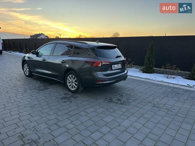 Сірий Форд Фокус, об'ємом двигуна 1.5 л та пробігом 135 тис. км за 15900 $, фото 5 на Automoto.ua