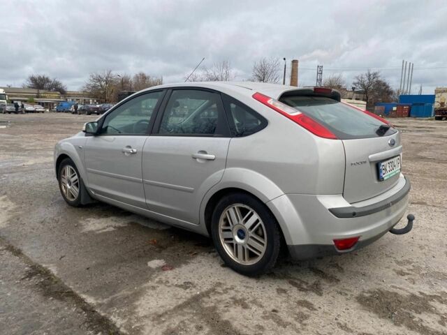 Серый Форд Фокус, объемом двигателя 1.8 л и пробегом 211 тыс. км за 4750 $, фото 2 на Automoto.ua