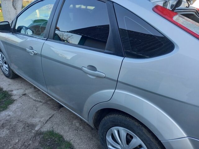 Форд Фокус 2008 у Белой Церкве на Automoto.ua Сірий Форд Фокус, об'ємом двигуна 1.6 л та пробігом 250 тис. км за 4700 $, фото 14 на Automoto.ua