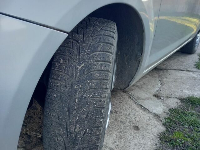 Форд Фокус 2008 у Белой Церкве на Automoto.ua Сірий Форд Фокус, об'ємом двигуна 1.6 л та пробігом 250 тис. км за 4700 $, фото 7 на Automoto.ua