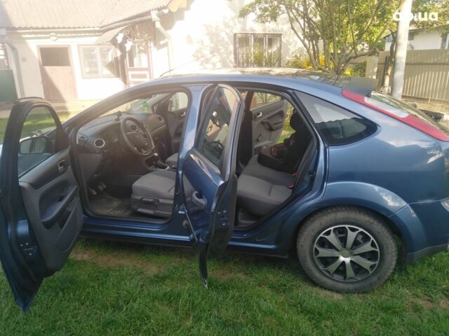 Синий Форд Фокус, объемом двигателя 0 л и пробегом 255 тыс. км за 4750 $, фото 9 на Automoto.ua