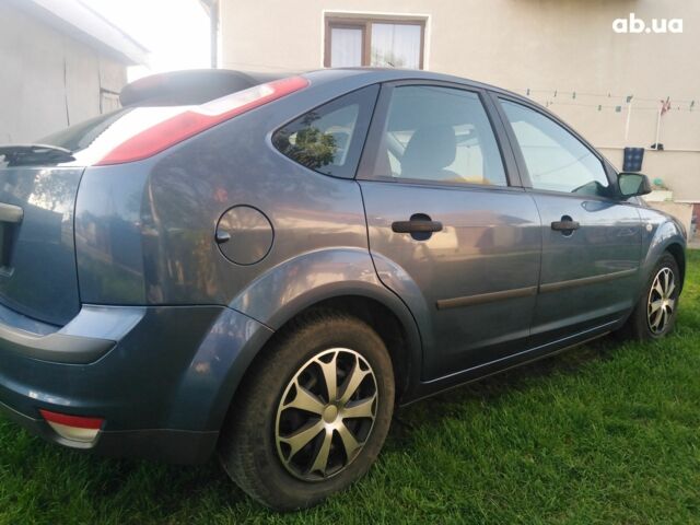 Синий Форд Фокус, объемом двигателя 0 л и пробегом 255 тыс. км за 4750 $, фото 8 на Automoto.ua