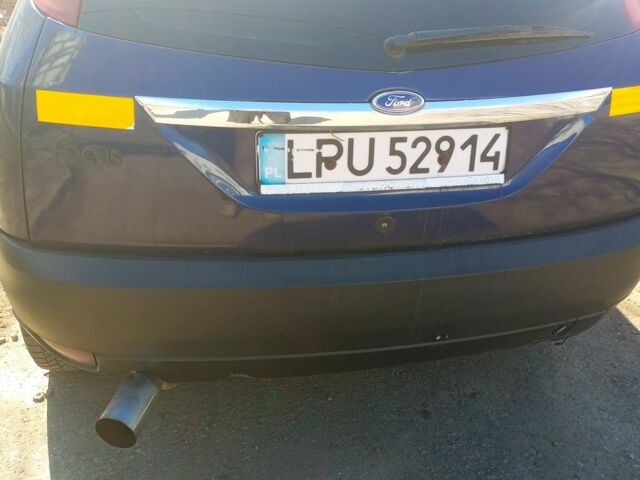 Синий Форд Фокус, объемом двигателя 1.8 л и пробегом 345 тыс. км за 1531 $, фото 4 на Automoto.ua