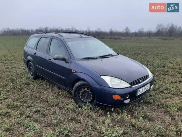 Синій Форд Фокус, об'ємом двигуна 1.6 л та пробігом 390 тис. км за 1100 $, фото 6 на Automoto.ua