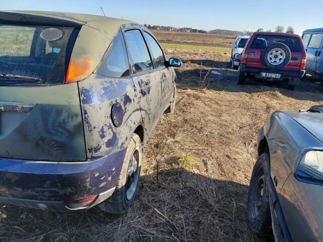 Синий Форд Фокус, объемом двигателя 0 л и пробегом 300 тыс. км за 600 $, фото 6 на Automoto.ua