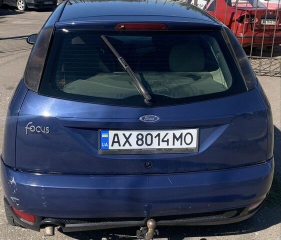 Синий Форд Фокус, объемом двигателя 1.8 л и пробегом 375 тыс. км за 2500 $, фото 2 на Automoto.ua