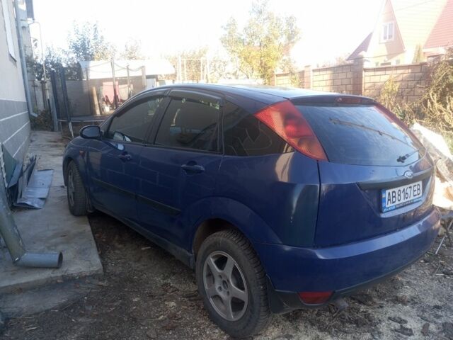 Синий Форд Фокус, объемом двигателя 1.8 л и пробегом 250 тыс. км за 1850 $, фото 4 на Automoto.ua