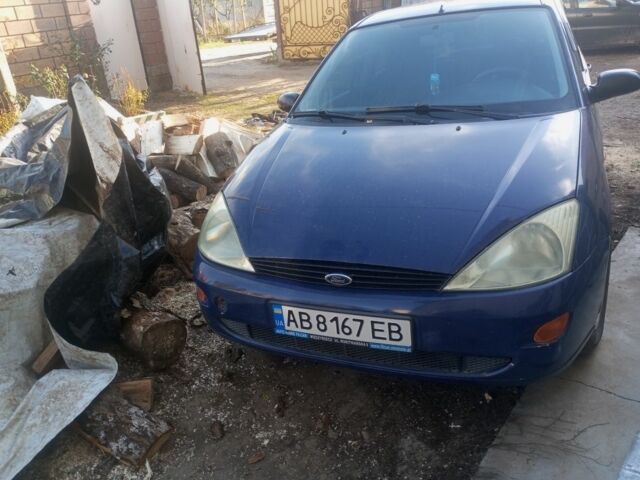 Синий Форд Фокус, объемом двигателя 1.8 л и пробегом 250 тыс. км за 1850 $, фото 2 на Automoto.ua