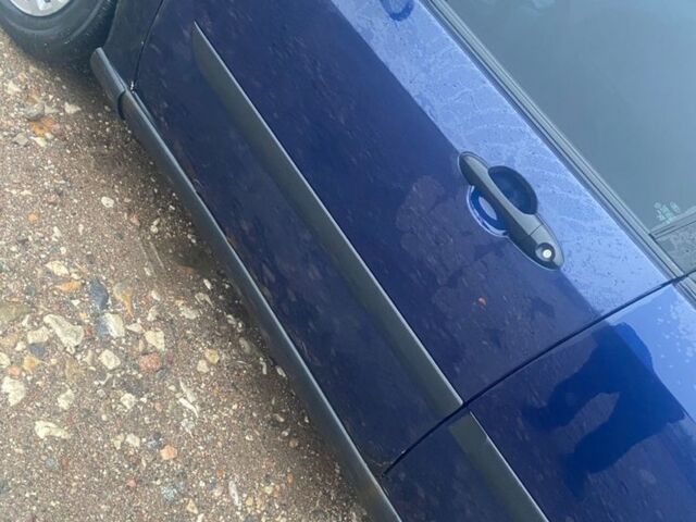 Синій Форд Фокус, об'ємом двигуна 1.8 л та пробігом 255 тис. км за 1800 $, фото 21 на Automoto.ua