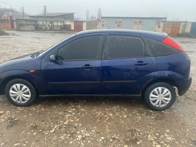 Синій Форд Фокус, об'ємом двигуна 1.8 л та пробігом 255 тис. км за 1800 $, фото 1 на Automoto.ua