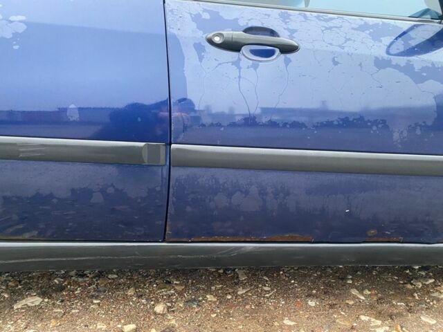 Синій Форд Фокус, об'ємом двигуна 1.8 л та пробігом 255 тис. км за 1800 $, фото 12 на Automoto.ua