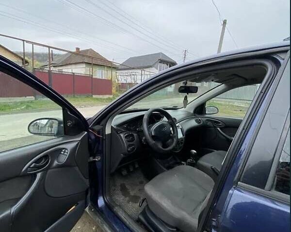 Синий Форд Фокус, объемом двигателя 0 л и пробегом 300 тыс. км за 2600 $, фото 4 на Automoto.ua