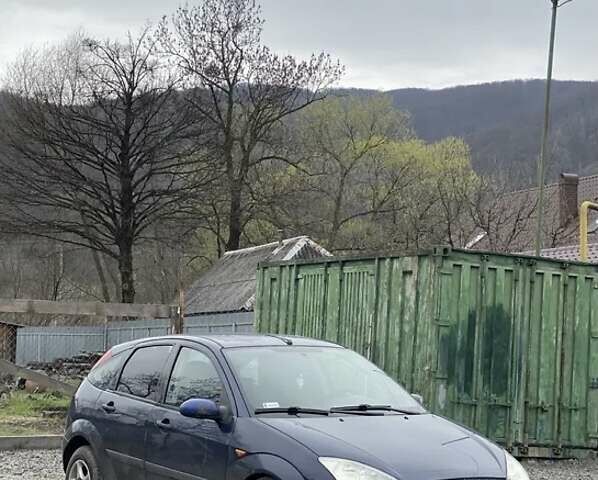 Синий Форд Фокус, объемом двигателя 0 л и пробегом 300 тыс. км за 2600 $, фото 1 на Automoto.ua
