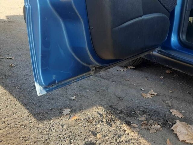 Синій Форд Фокус, об'ємом двигуна 1.8 л та пробігом 230 тис. км за 3300 $, фото 10 на Automoto.ua