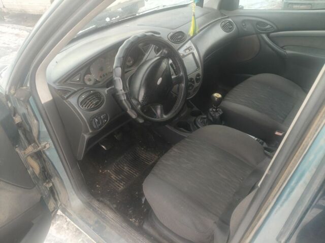 Синій Форд Фокус, об'ємом двигуна 2 л та пробігом 2 тис. км за 700 $, фото 4 на Automoto.ua