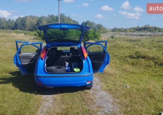 Синий Форд Фокус, объемом двигателя 1.6 л и пробегом 263 тыс. км за 3150 $, фото 17 на Automoto.ua