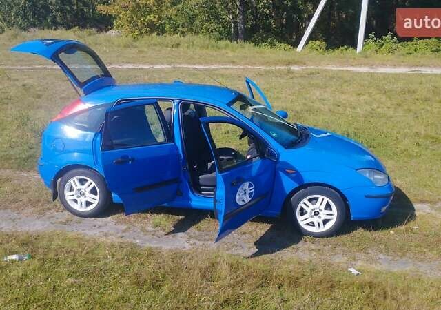 Синій Форд Фокус, об'ємом двигуна 1.6 л та пробігом 263 тис. км за 3150 $, фото 18 на Automoto.ua