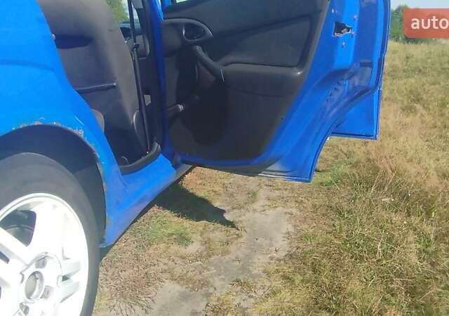 Синий Форд Фокус, объемом двигателя 1.6 л и пробегом 263 тыс. км за 3150 $, фото 2 на Automoto.ua