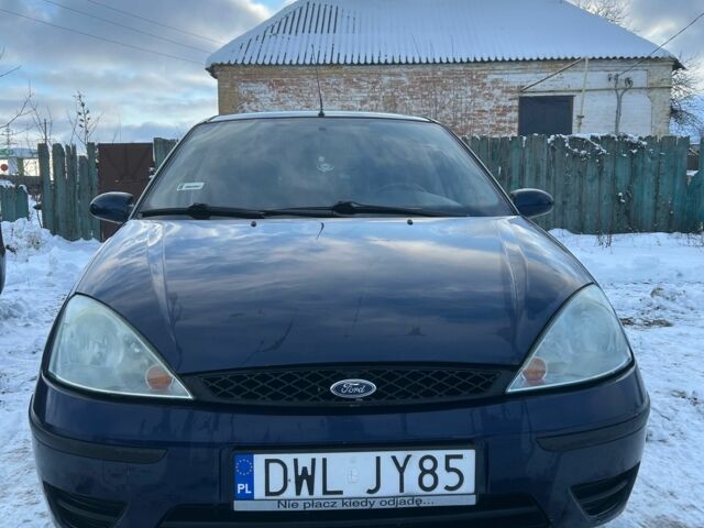 Синій Форд Фокус, об'ємом двигуна 1.8 л та пробігом 296 тис. км за 2000 $, фото 1 на Automoto.ua