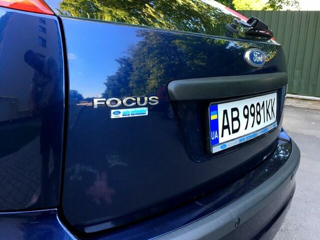 Синий Форд Фокус, объемом двигателя 1.6 л и пробегом 280 тыс. км за 4400 $, фото 3 на Automoto.ua