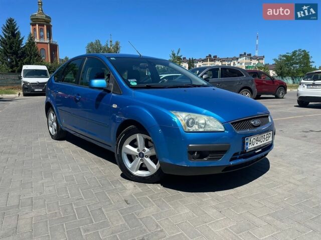 Синій Форд Фокус, об'ємом двигуна 2 л та пробігом 455 тис. км за 3200 $, фото 2 на Automoto.ua