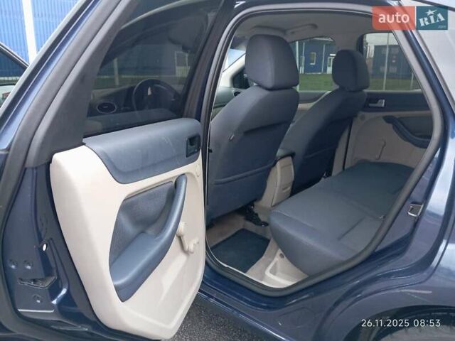Синій Форд Фокус, об'ємом двигуна 1.6 л та пробігом 286 тис. км за 4500 $, фото 1 на Automoto.ua