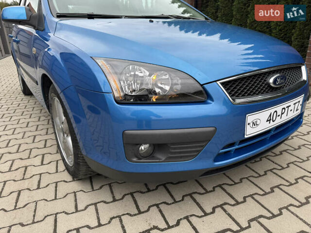 Синій Форд Фокус, об'ємом двигуна 1.6 л та пробігом 220 тис. км за 4500 $, фото 6 на Automoto.ua