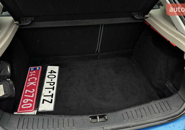 Синій Форд Фокус, об'ємом двигуна 1.6 л та пробігом 220 тис. км за 4500 $, фото 36 на Automoto.ua