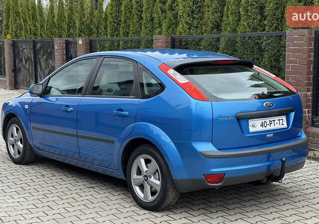 Синій Форд Фокус, об'ємом двигуна 1.6 л та пробігом 220 тис. км за 4500 $, фото 18 на Automoto.ua