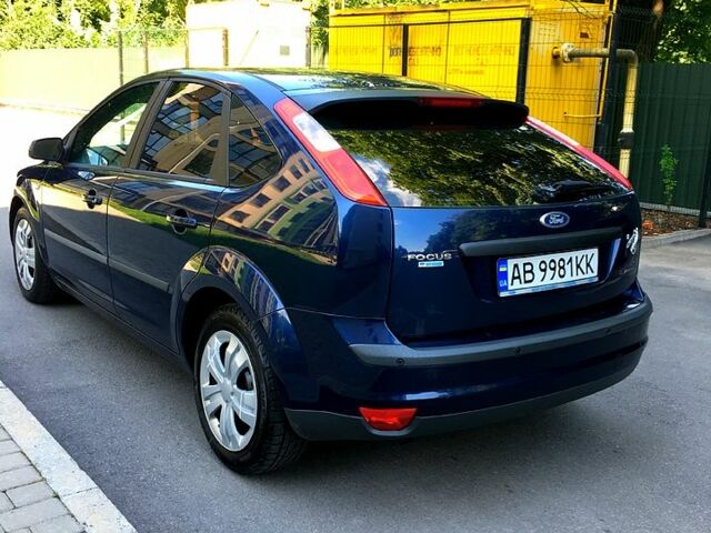 Синий Форд Фокус, объемом двигателя 1.6 л и пробегом 280 тыс. км за 4400 $, фото 2 на Automoto.ua