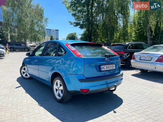 Синій Форд Фокус, об'ємом двигуна 2 л та пробігом 455 тис. км за 3200 $, фото 6 на Automoto.ua