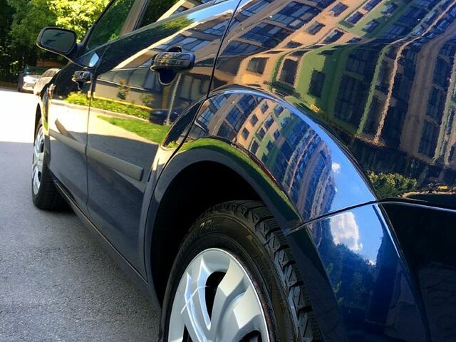 Синий Форд Фокус, объемом двигателя 1.6 л и пробегом 280 тыс. км за 4400 $, фото 1 на Automoto.ua