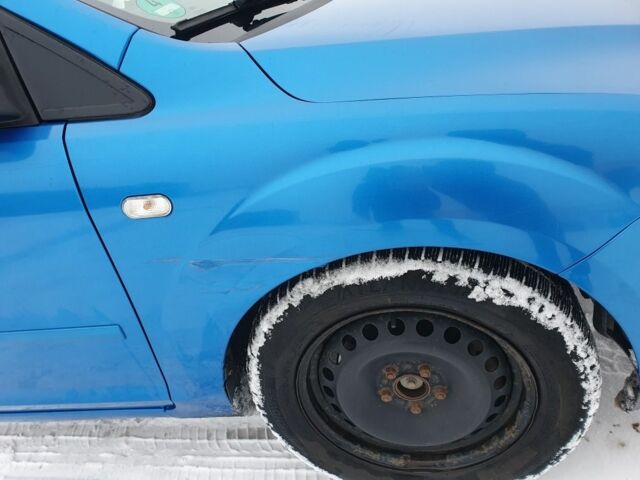 Синий Форд Фокус, объемом двигателя 2 л и пробегом 450 тыс. км за 3400 $, фото 14 на Automoto.ua