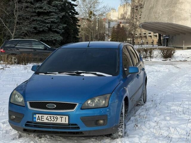 Синій Форд Фокус, об'ємом двигуна 1.6 л та пробігом 435 тис. км за 3350 $, фото 1 на Automoto.ua