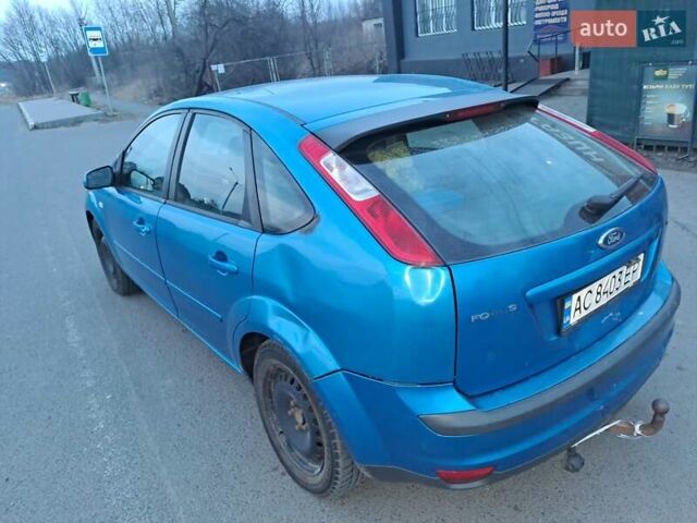 Синий Форд Фокус, объемом двигателя 2 л и пробегом 450 тыс. км за 3800 $, фото 8 на Automoto.ua