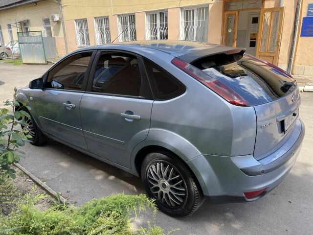 Синій Форд Фокус, об'ємом двигуна 2 л та пробігом 267 тис. км за 4499 $, фото 4 на Automoto.ua