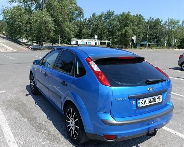 Синий Форд Фокус, объемом двигателя 1.6 л и пробегом 220 тыс. км за 6300 $, фото 6 на Automoto.ua