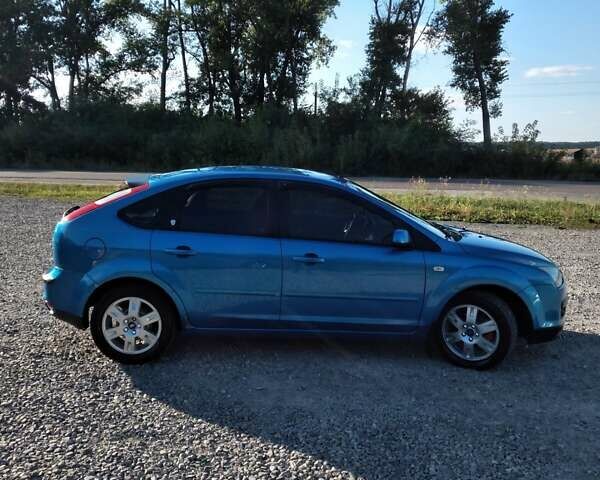 Синій Форд Фокус, об'ємом двигуна 1.6 л та пробігом 195 тис. км за 5200 $, фото 31 на Automoto.ua